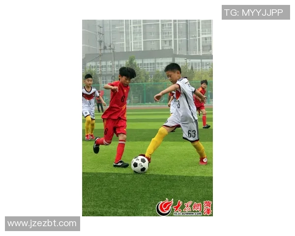 武汉足球队区域防守战术解析与实战应用探讨